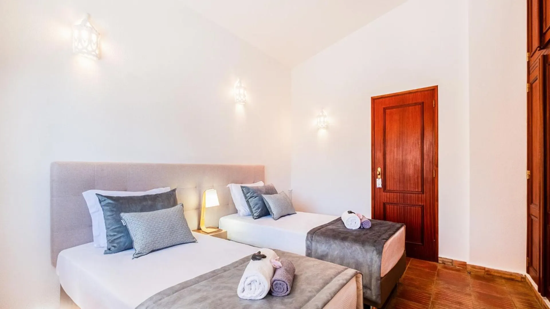 Beachside Bliss Villa Albufeira