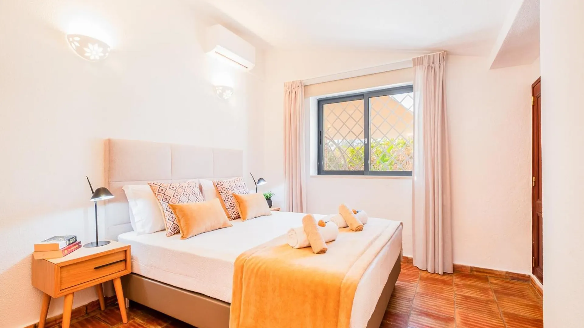 Beachside Bliss Villa Albufeira